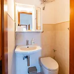 Apartmán Guesthost - Lovely Flat 100m From Sea With Terrace