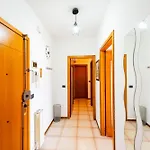 Guesthost - Lovely Flat 100m From Sea With Terrace Apartmán