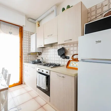 Guesthost - Lovely Flat 100m From Sea With Terrace فرانكافيلا أل ماري