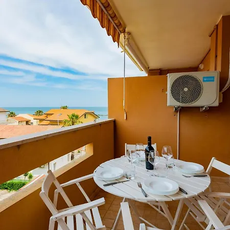 Guesthost - Lovely Flat 100m From Sea With Terrace فرانكافيلا أل ماري