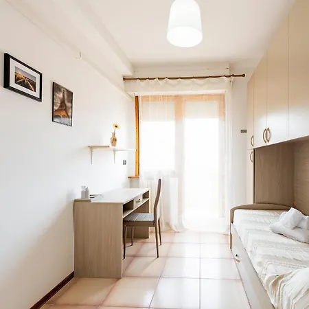 Apartment Guesthost - Lovely Flat 100m From Sea With Terrace *