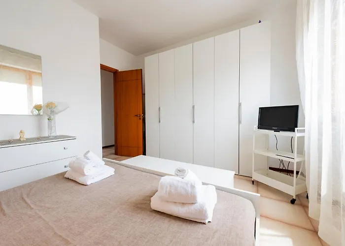 アパート Guesthost - Lovely Flat 100m From Sea With Terrace フランカヴィッラ・アル・マーレ